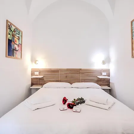 La Dolce Pigna - Old Town - Happy * Санремо